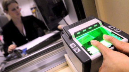 Россиян будут пускать в Украину по биометрическим паспортам - началось тестирование системы