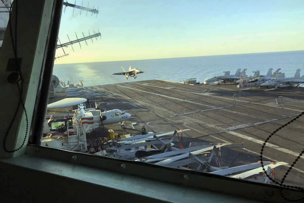 Ударная группа военных кораблей США из-за угрозы вторжения России в Украину остётся в Средиземном море