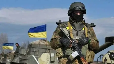 В Украине продлили военное положение и сроки мобилизации