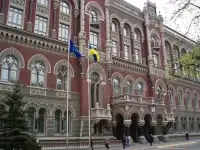 Гривню відпущено "у вільне плавання". Що очікується далі?