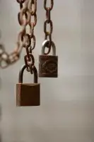 Єврокомісія у звіті про Україну вказала на обмеження доступу до ЗМІ в Україні