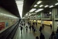 Київський метрополітен розповів про роботу станцій метро під час повітряних тривог