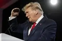 Безрассудные комментарии Трампа о Гренландии — это не шутка: мнение аналитиков